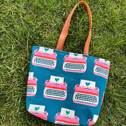 The Half Yard Tote Bag Pattern