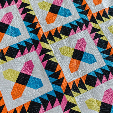 Crossed Paws Quilt Pattern