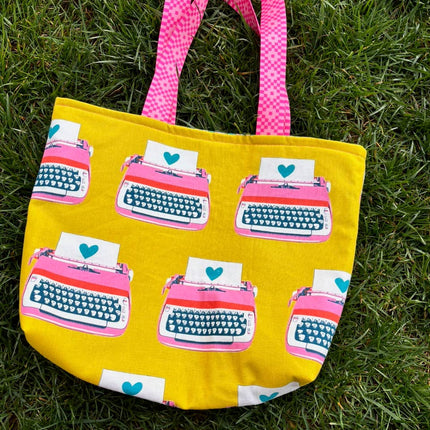 The Half Yard Tote Bag Pattern